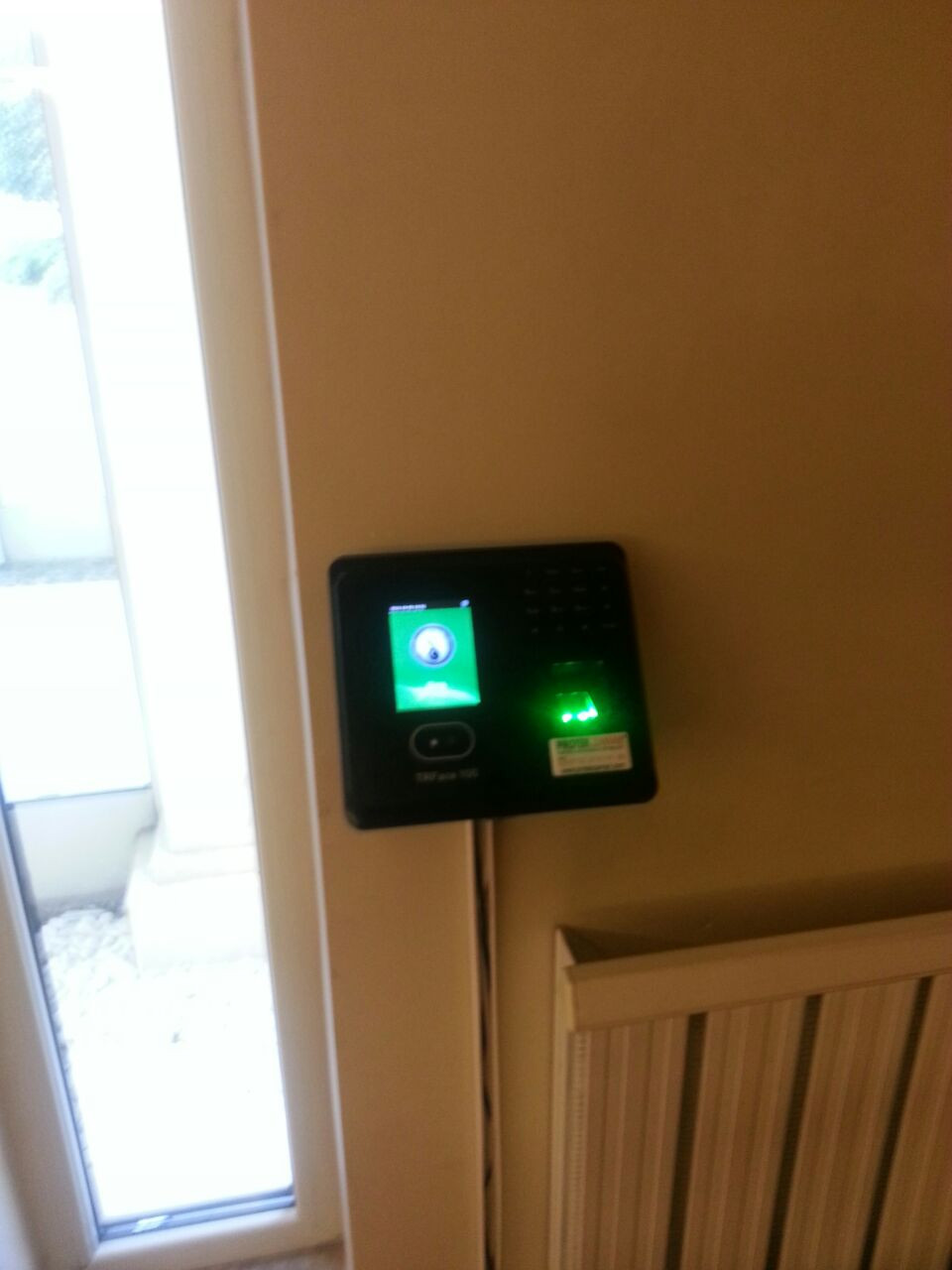 PROFACE PR100-ID Montaj Görüntüleri